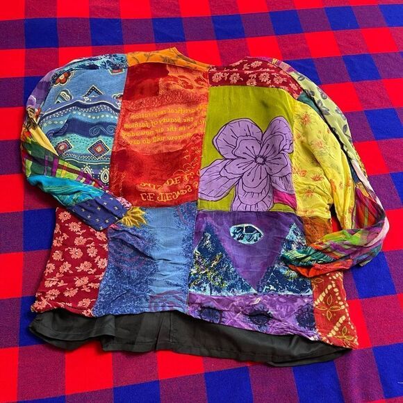 Sacred Threads Floral Multicolor Patchwork Button Boho Blouse Top Womens Small - Picture 7 of 9